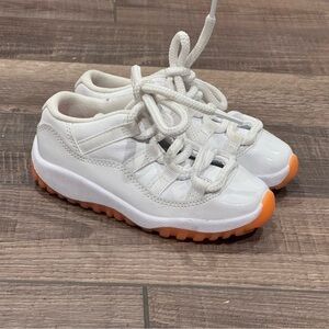 Nike Air Jordan 11 Retro Toddler Size 9C White Athletic Shoe Sneakers DJ4327-139